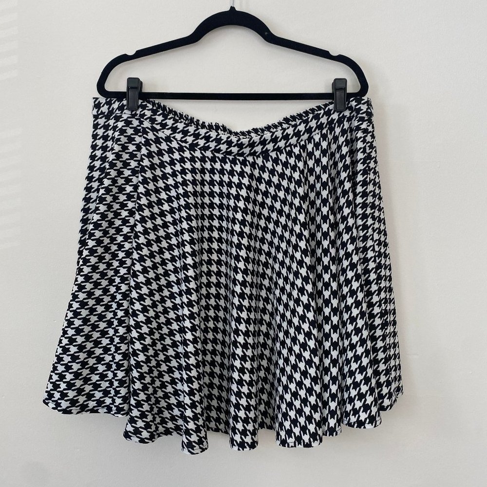 SHEIN CURVE HoundstoothA-line Skirt
